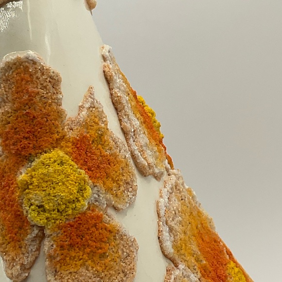 Vintage‎ Ceramic Vase Handmade 1987 Joan Muss Cream Orange Flowers Lava Textured - Picture 7 of 10